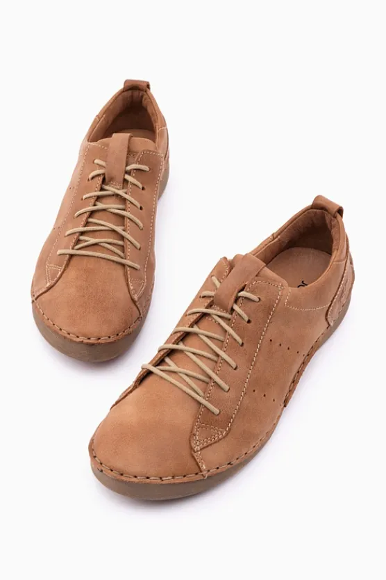 Josef Seibel Fergey 56 Hot