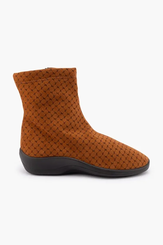 Arcopedico Jasper Collao Hot