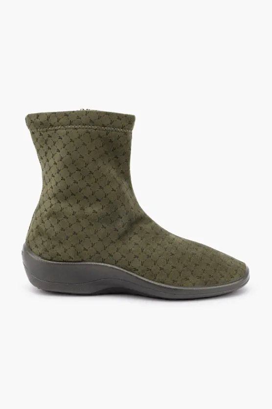 Arcopedico Jasper Collao Hot