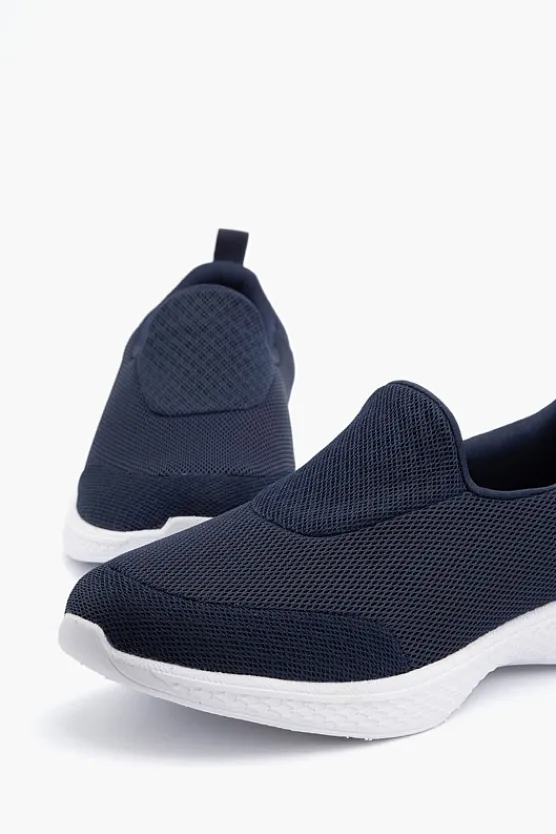 Klouds Kross Walk Online